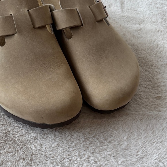 Birkenstock Men's Beige Slip-On Loafers - Picture 7 of 11